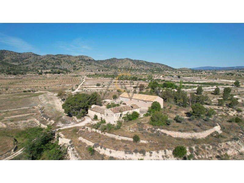 Finca/Herregård til salgs i Monovar / Monover med svømmebasseng garasje - € 250 000 (Ref: 9021115)