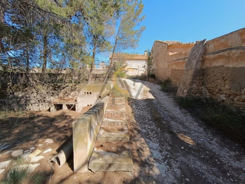 Finca/Herregård til salgs i Monovar / Monover med svømmebasseng garasje - € 250 000 (Ref: 9021115)