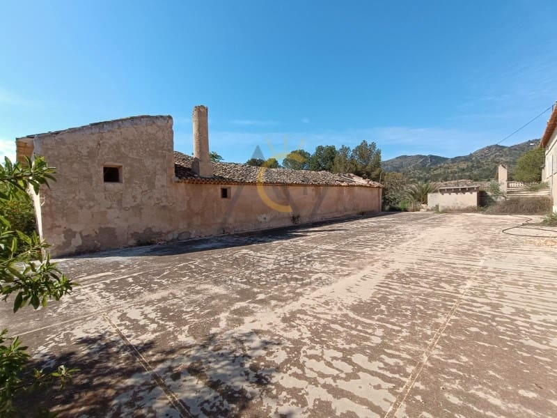 Finca/Herregård til salgs i Monovar / Monover med svømmebasseng garasje - € 250 000 (Ref: 9021115)