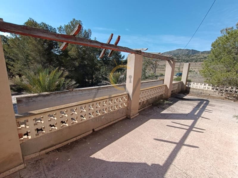 Finca/Herregård til salgs i Monovar / Monover med svømmebasseng garasje - € 250 000 (Ref: 9021115)