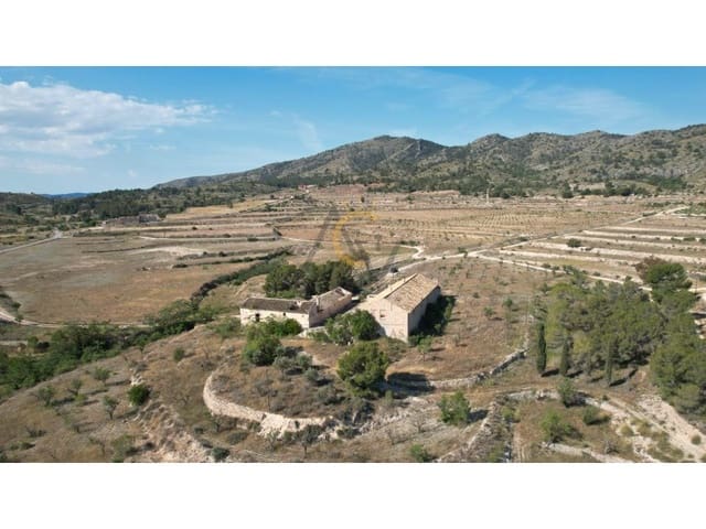 Finca/Herregård til salgs i Monóvar / Monóver med svømmebasseng garasje - € 250 000 (Ref: 9021115)