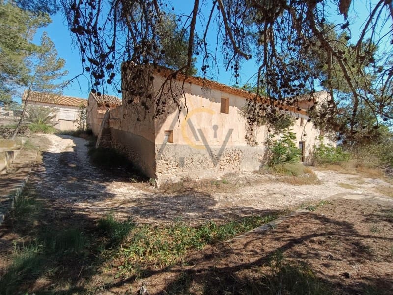 Finca/Herregård til salgs i Monovar / Monover med svømmebasseng garasje - € 250 000 (Ref: 9021115)