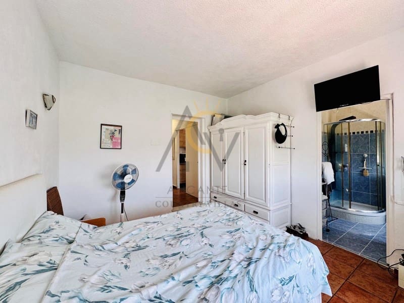 4 bedroom Villa for sale in Aspe with pool - € 395,000 (Ref: 9065509)