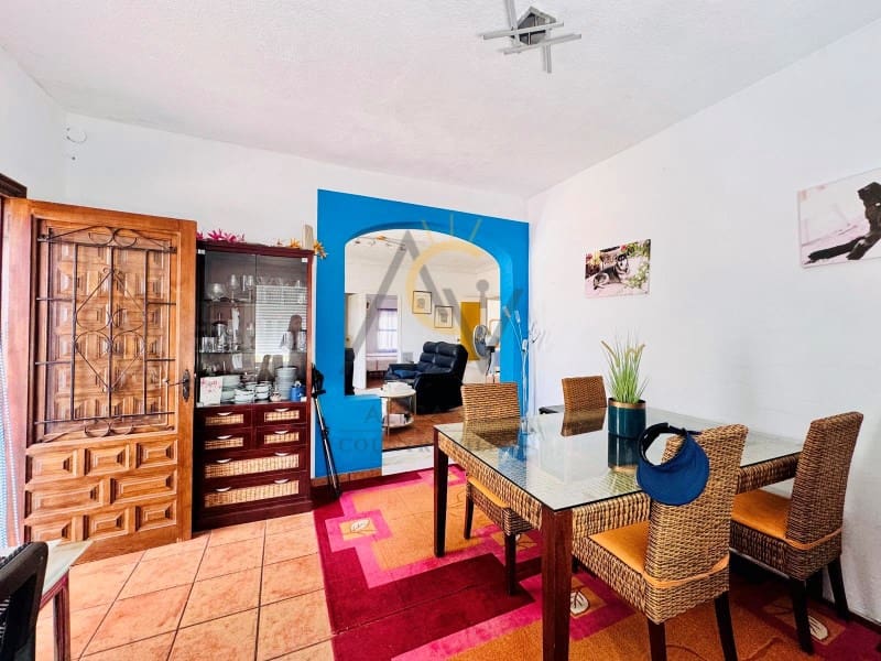 4 bedroom Villa for sale in Aspe with pool - € 395,000 (Ref: 9065509)