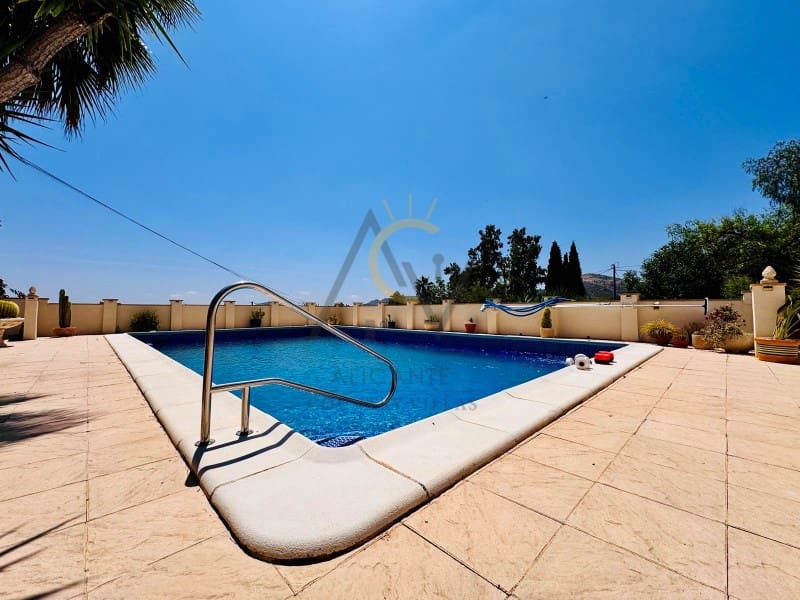 4 bedroom Villa for sale in Aspe with pool - € 395,000 (Ref: 9065509)