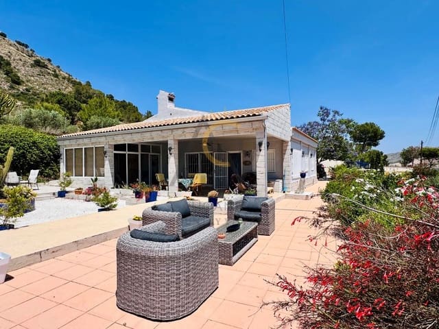 4 bedroom Villa for sale in Aspe with pool - € 395,000 (Ref: 9065509)