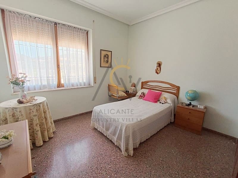 6 camera da letto Finca/Casa di Campagna in vendita in Monovar / Monover con garage - 395.000 € (Rif: 9065510)