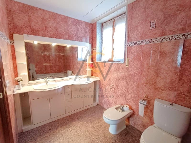 6 camera da letto Finca/Casa di Campagna in vendita in Monovar / Monover con garage - 395.000 € (Rif: 9065510)