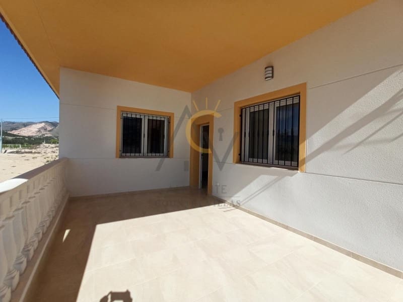 3 bedroom Villa for sale in La Romana - € 275,000 (Ref: 9105035)