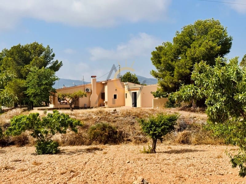 3 chambre Villa/Maison à vendre à Monovar / Monover avec piscine garage - 259 995 € (Ref: 9137273)