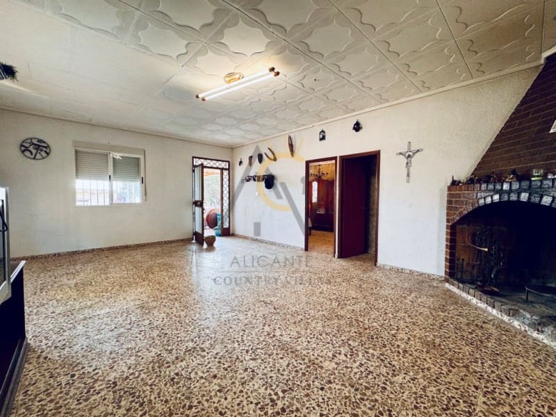 3 chambre Finca/Maison de Campagne à vendre à La Romana avec piscine - 199 995 € (Ref: 9196188)