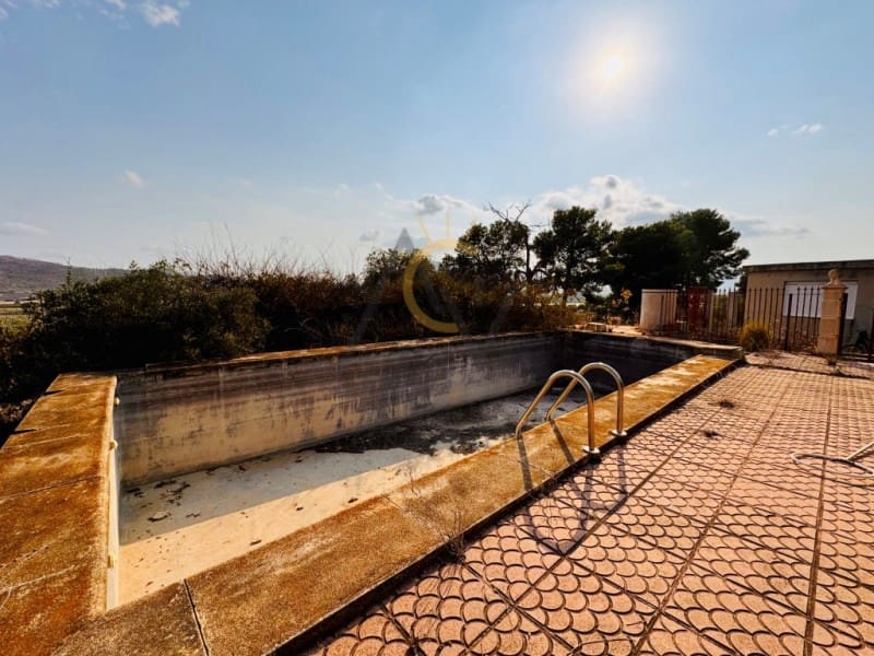 3 chambre Finca/Maison de Campagne à vendre à La Romana avec piscine - 199 995 € (Ref: 9196188)