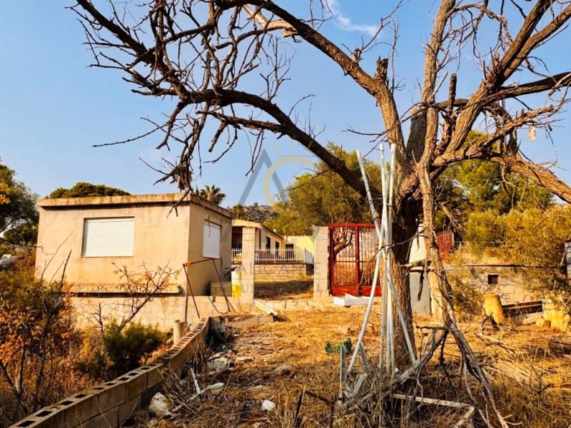 3 chambre Finca/Maison de Campagne à vendre à La Romana avec piscine - 199 995 € (Ref: 9196188)