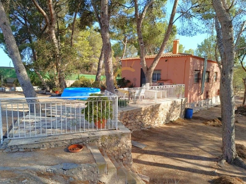 3 bedroom Villa for sale in La Romana with pool - € 367,500 (Ref: 9200760)