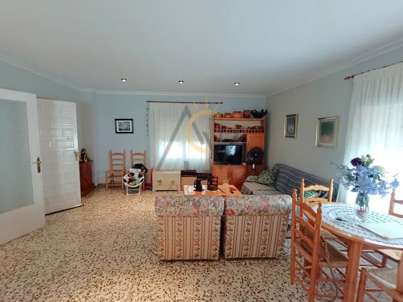 3 bedroom Villa for sale in La Romana with pool - € 367,500 (Ref: 9200760)