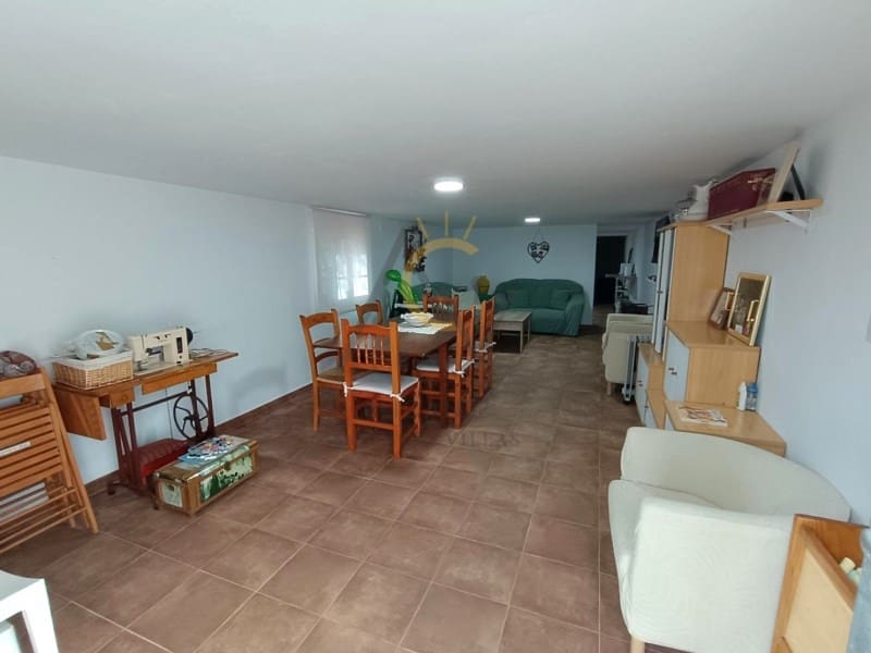 3 bedroom Villa for sale in La Romana with pool - € 367,500 (Ref: 9200760)