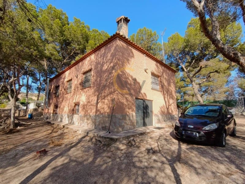 3 bedroom Villa for sale in La Romana with pool - € 367,500 (Ref: 9200760)