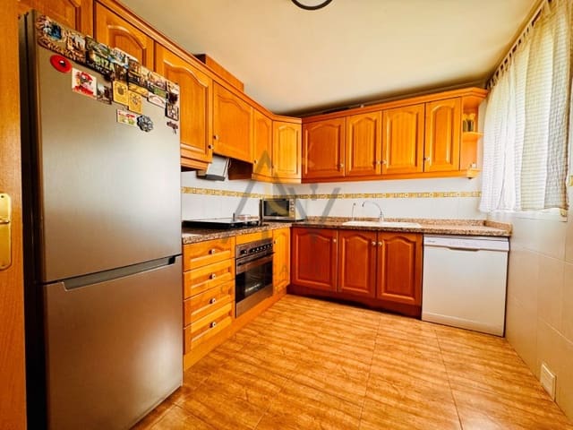 3 soveværelse Lejlighed til salg i La Romana - € 124.995 (Ref: 9257623)