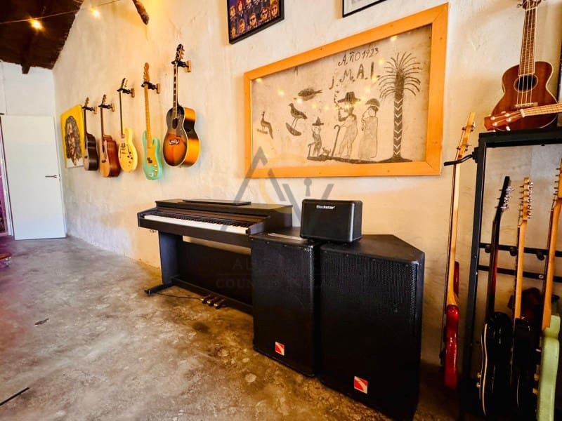 5 bedroom Finca/Country House for sale in Casas del Senor with pool - € 369,995 (Ref: 9269858)