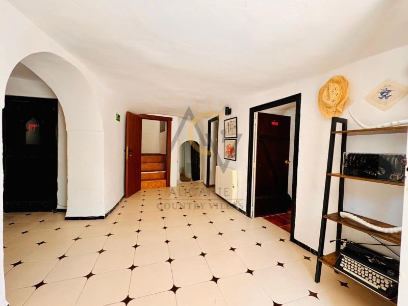 5 bedroom Finca/Country House for sale in Casas del Senor with pool - € 369,995 (Ref: 9269858)