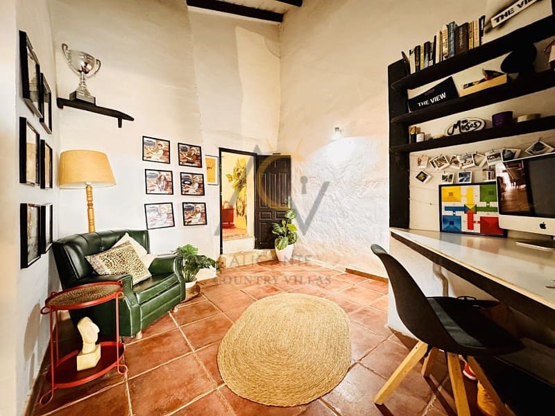 5 bedroom Finca/Country House for sale in Casas del Senor with pool - € 369,995 (Ref: 9269858)