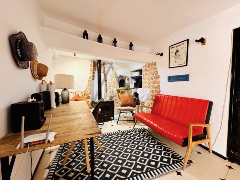 5 bedroom Finca/Country House for sale in Casas del Senor with pool - € 369,995 (Ref: 9269858)