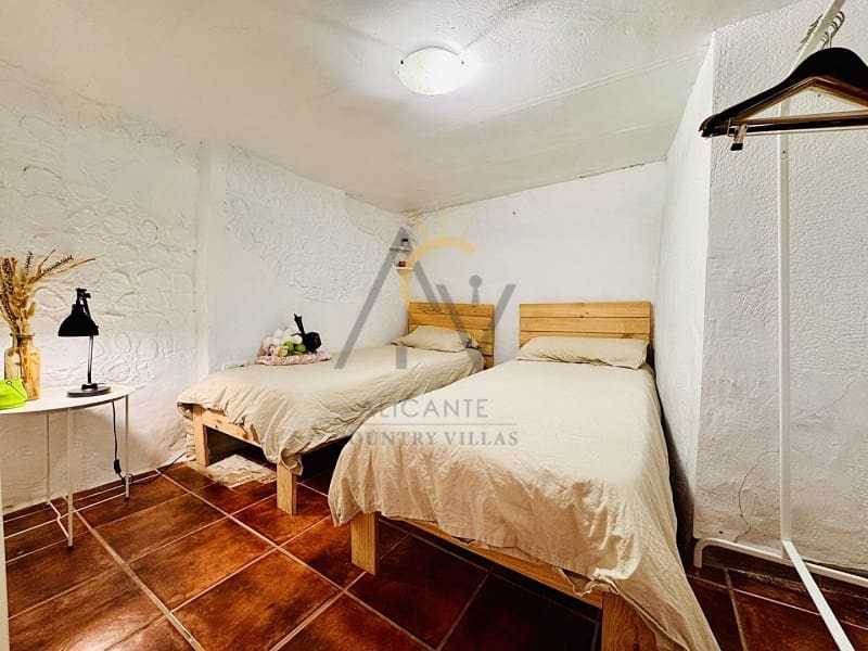 5 bedroom Finca/Country House for sale in Casas del Senor with pool - € 369,995 (Ref: 9269858)