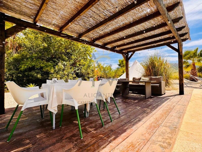 5 bedroom Finca/Country House for sale in Casas del Senor with pool - € 369,995 (Ref: 9269858)