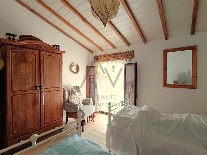 6 bedroom Finca/Country House for sale in Monovar / Monover with pool garage - € 349,900 (Ref: 9272721)