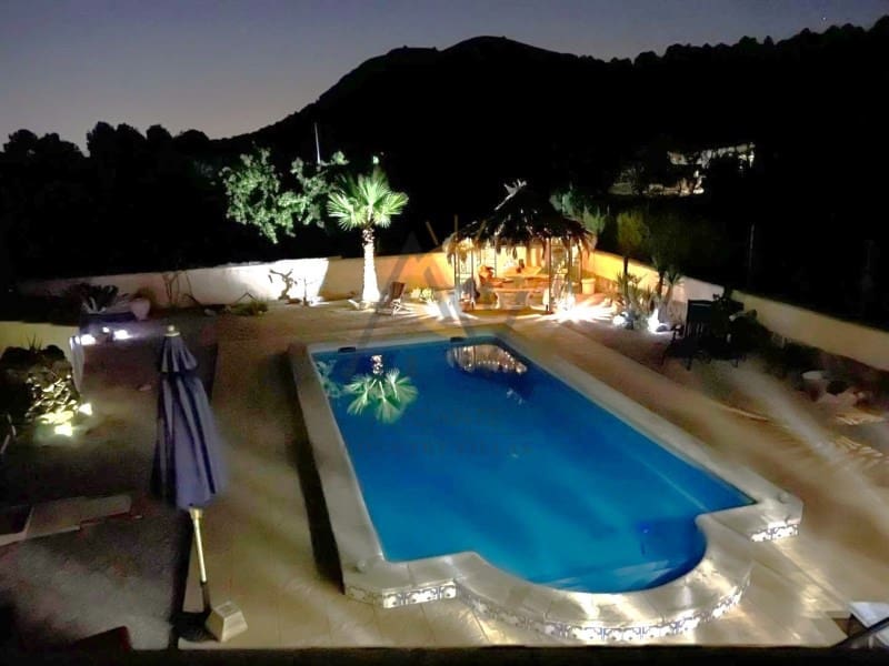 6 bedroom Finca/Country House for sale in Monovar / Monover with pool garage - € 349,900 (Ref: 9272721)