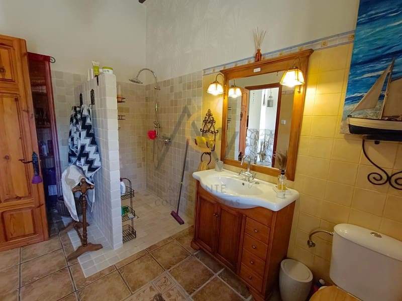 6 bedroom Finca/Country House for sale in Monovar / Monover with pool garage - € 349,900 (Ref: 9272721)