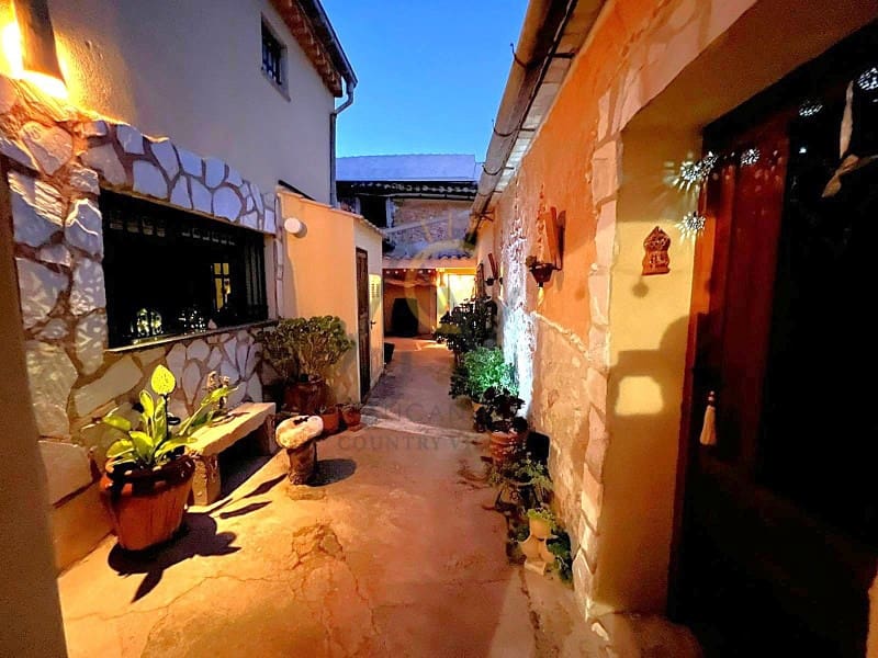 6 bedroom Finca/Country House for sale in Monovar / Monover with pool garage - € 349,900 (Ref: 9272721)