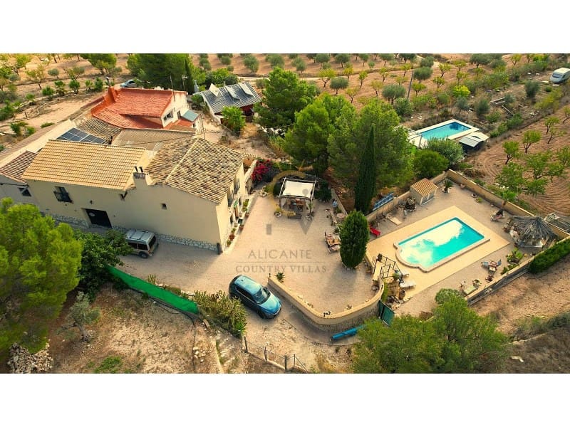 6 bedroom Finca/Country House for sale in Monovar / Monover with pool garage - € 349,900 (Ref: 9272721)