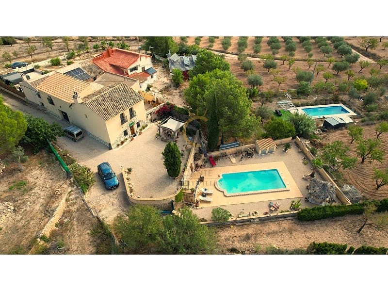 6 bedroom Finca/Country House for sale in Monovar / Monover with pool garage - € 349,900 (Ref: 9272721)