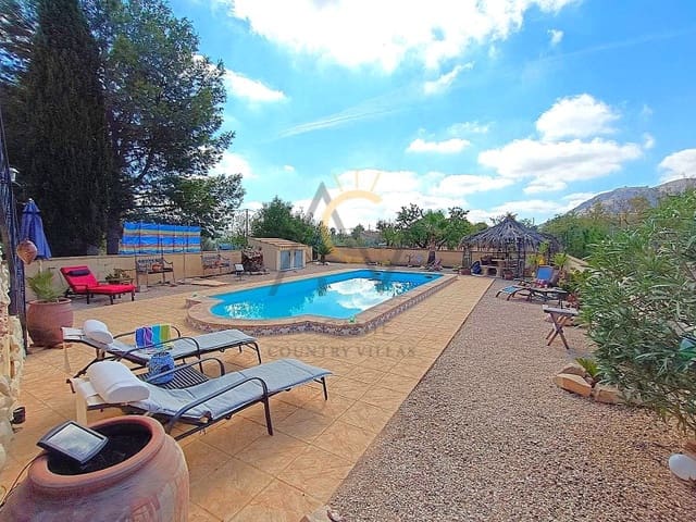 6 bedroom Finca/Country House for sale in Monóvar / Monóver with pool garage - € 349,900 (Ref: 9272721)