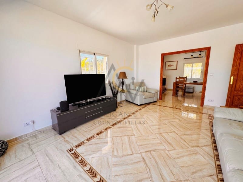 6 chambre Villa/Maison à vendre à La Romana - 449 995 € (Ref: 9282477)