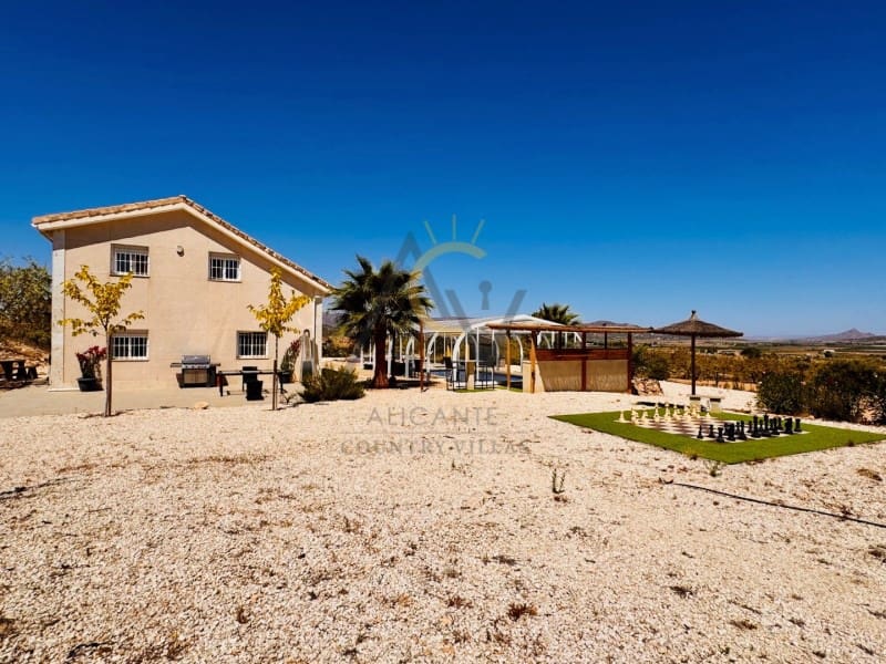 6 chambre Villa/Maison à vendre à La Romana - 449 995 € (Ref: 9282477)