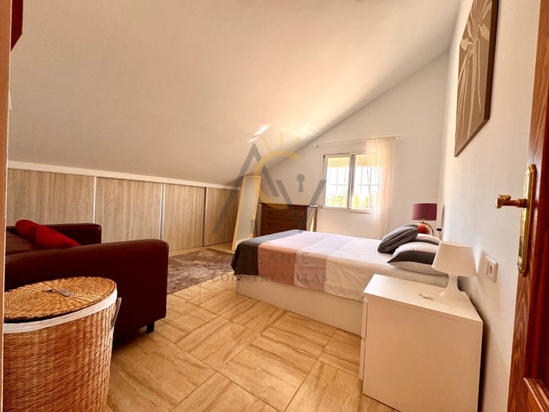 6 chambre Villa/Maison à vendre à La Romana - 449 995 € (Ref: 9282477)