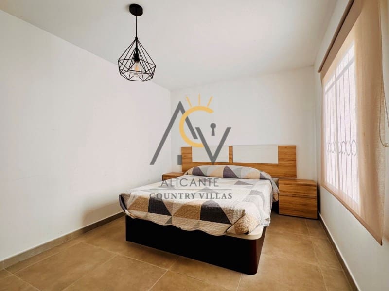 3 slaapkamer Finca/Landhuis te koop in La Romana - € 184.995 (Ref: 9308615)