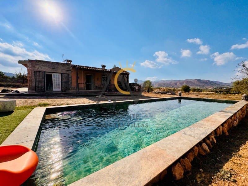 3 slaapkamer Finca/Landhuis te koop in La Romana - € 184.995 (Ref: 9308615)