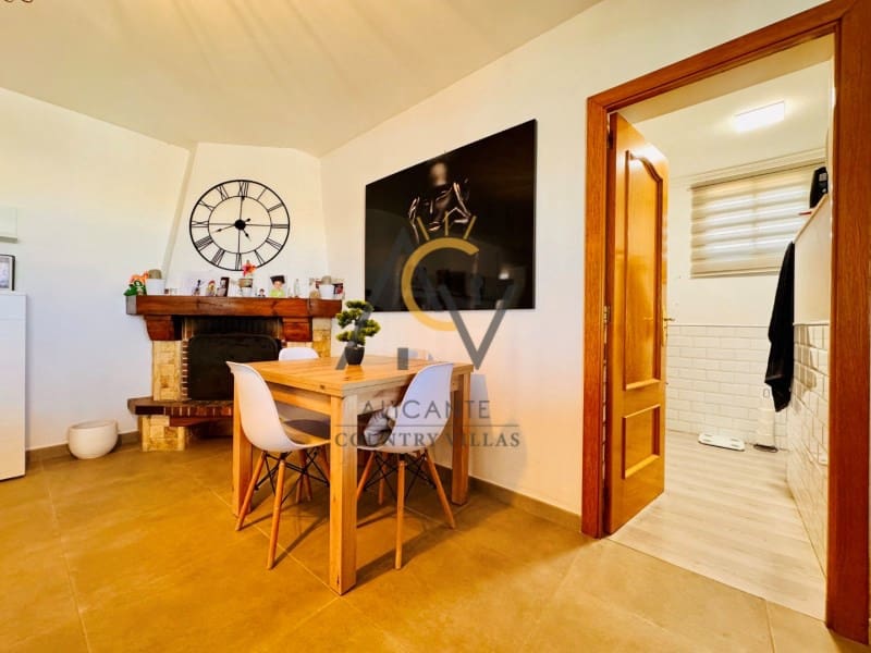 3 slaapkamer Finca/Landhuis te koop in La Romana - € 184.995 (Ref: 9308615)