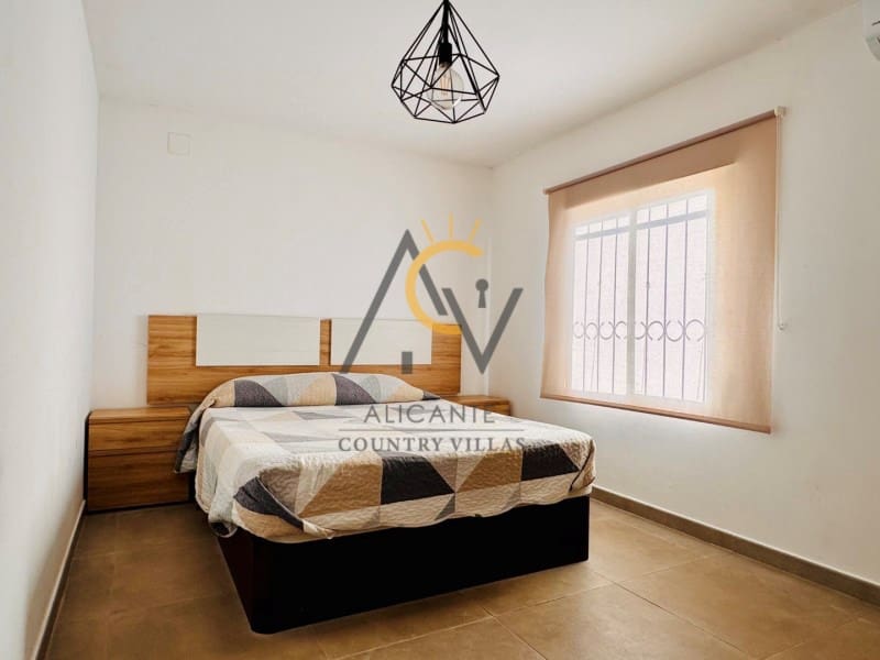 3 slaapkamer Finca/Landhuis te koop in La Romana - € 184.995 (Ref: 9308615)