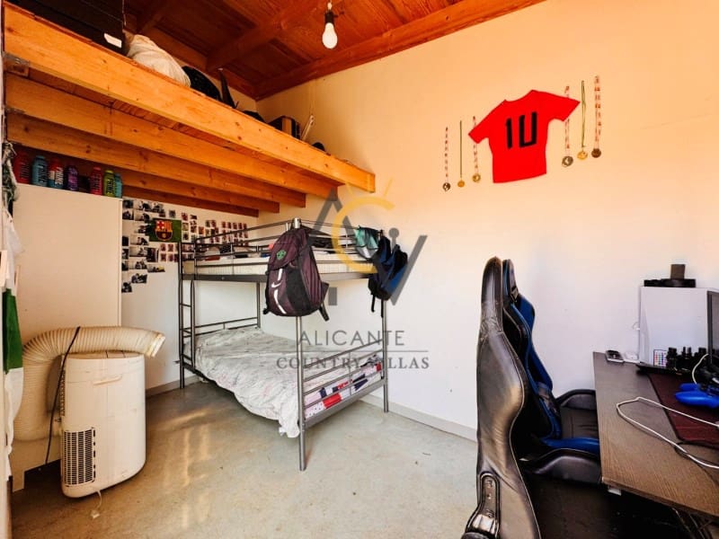 3 slaapkamer Finca/Landhuis te koop in La Romana - € 184.995 (Ref: 9308615)