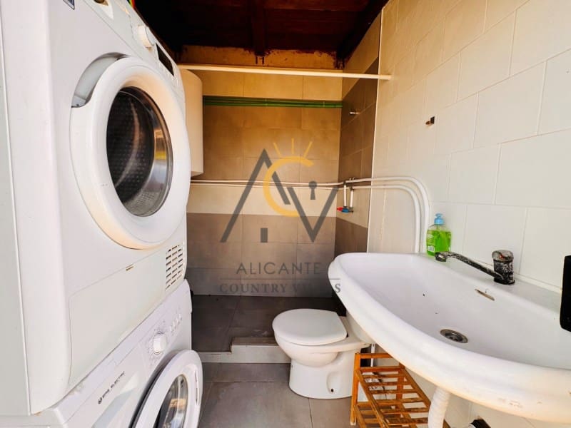 3 slaapkamer Finca/Landhuis te koop in La Romana - € 184.995 (Ref: 9308615)