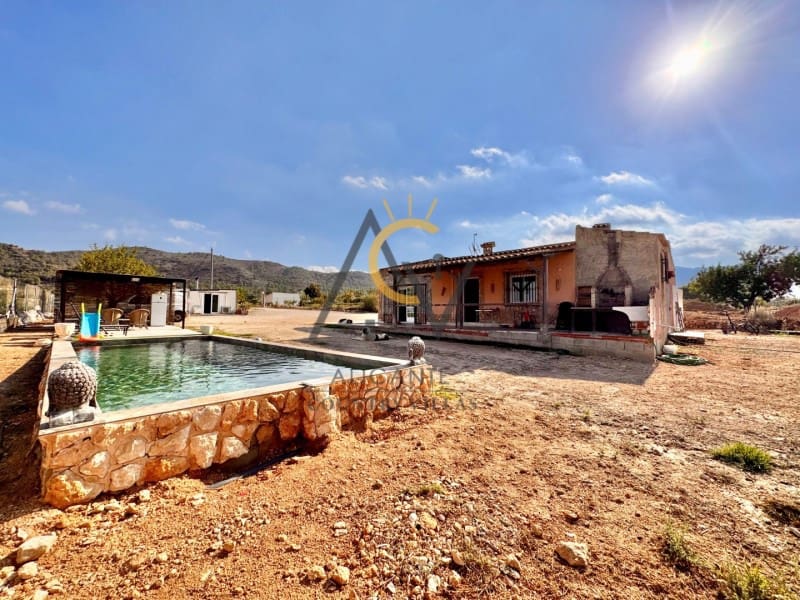 3 slaapkamer Finca/Landhuis te koop in La Romana - € 184.995 (Ref: 9308615)