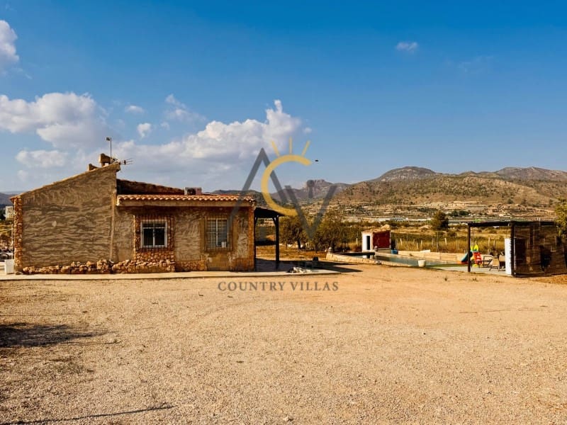 3 slaapkamer Finca/Landhuis te koop in La Romana - € 184.995 (Ref: 9308615)