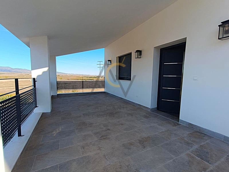 5 bedroom Villa for sale in Pinoso with pool - € 409,500 (Ref: 9359816)