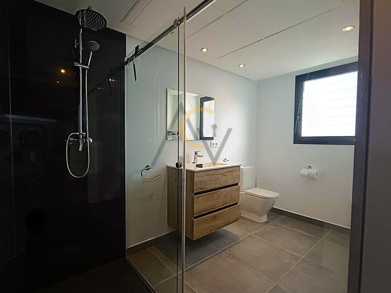 5 bedroom Villa for sale in Pinoso with pool - € 409,500 (Ref: 9359816)