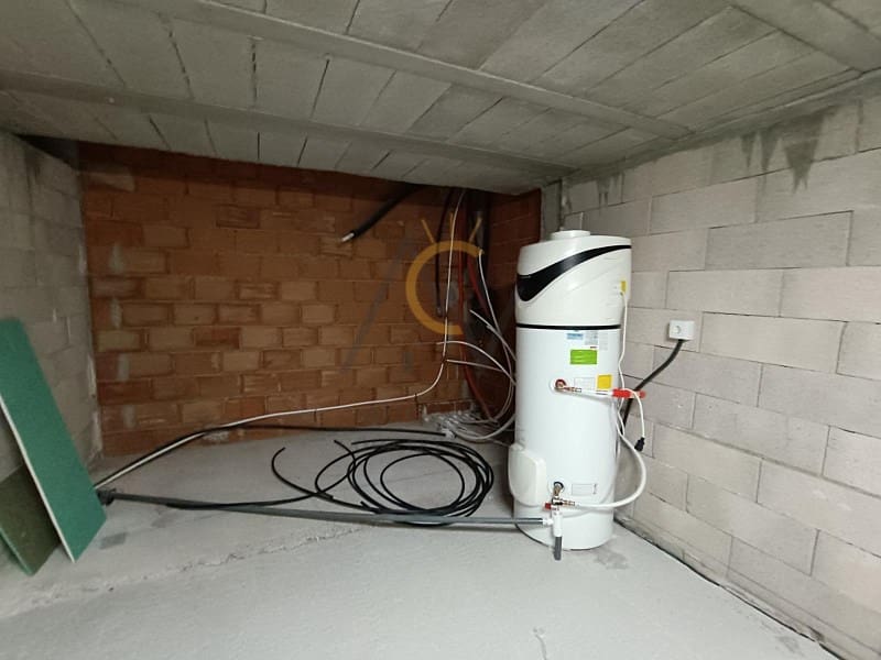 5 bedroom Villa for sale in Pinoso with pool - € 409,500 (Ref: 9359816)