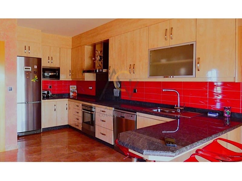 4 quarto Moradia para venda em Pinoso com piscina garagem - 589 000 € (Ref: 9368994)